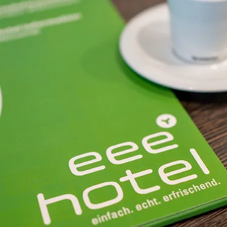 Eee Hotel