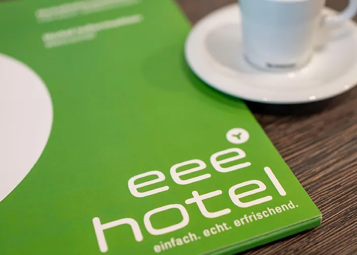 Eee Hotel